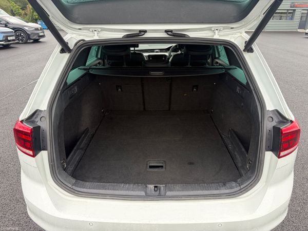 2020 (202) Volkswagen Passat R-Line DSG Facelift 399004196