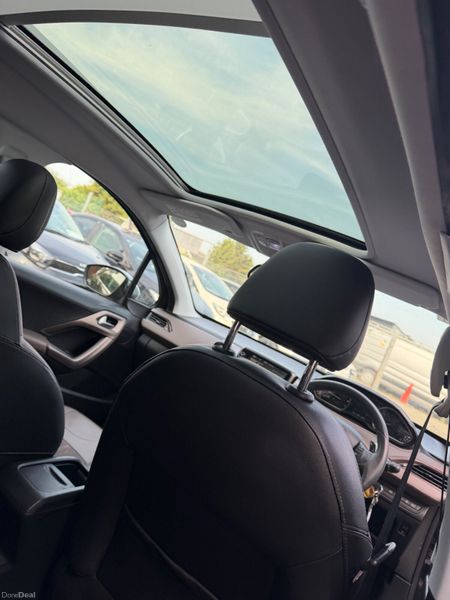 Peugeot 2008 Automatic 399006738