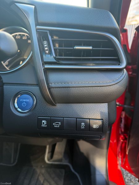 Toyota Camry Hybrid Automatic 399011972