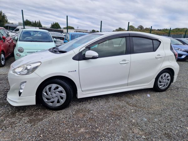 Toyota aqua sport edition 399013714