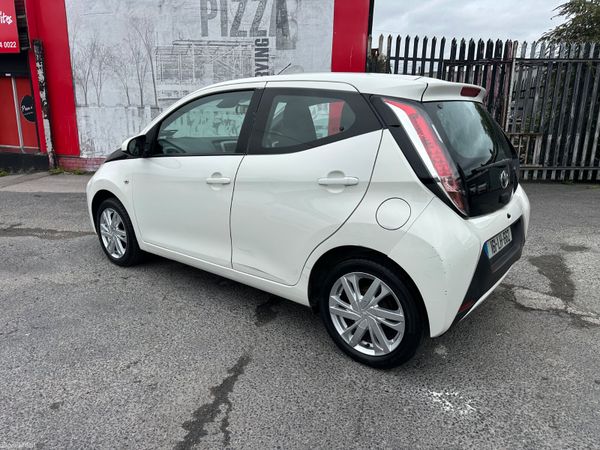 Toyota Aygo 1.0 Petrol NCT LOW KMS 399141104