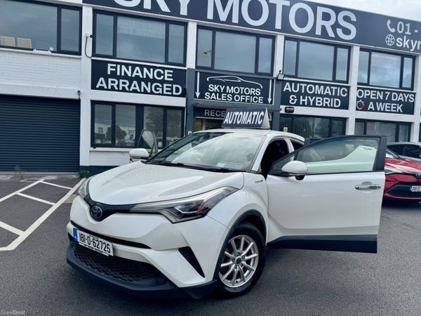 Toyota C-HR 2018 399151730