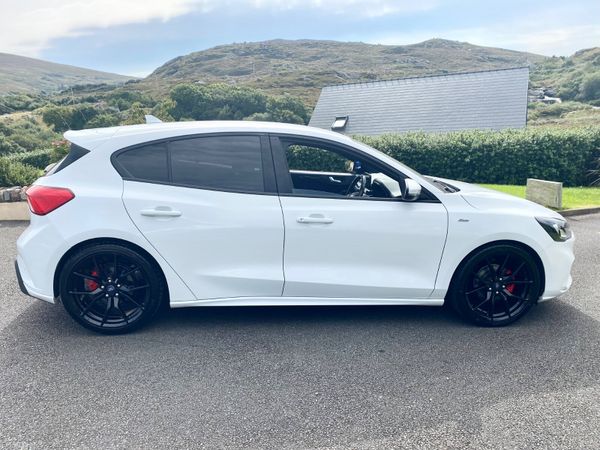 Ford Focus ST Line 1.5TDCi 399162518