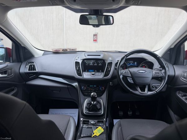 Ford Kuga 181 Titanium Top spec!! 399198070