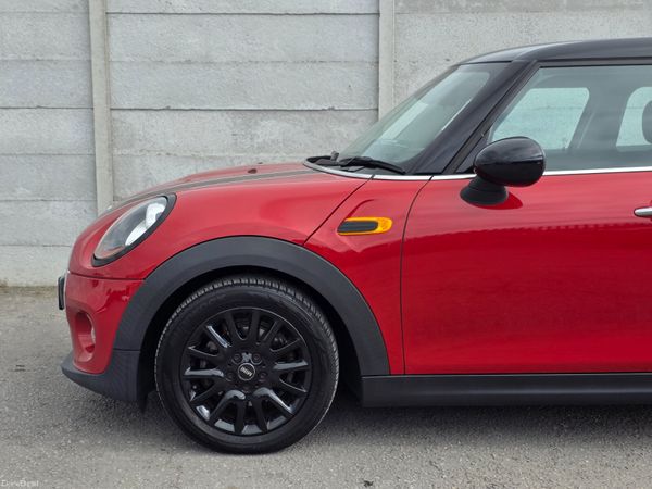 Mini Cooper 1.5 Petrol Automatic only 13K Km 399108740