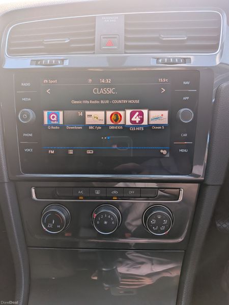 Volkswagen Golf Trendline 2018 399114332