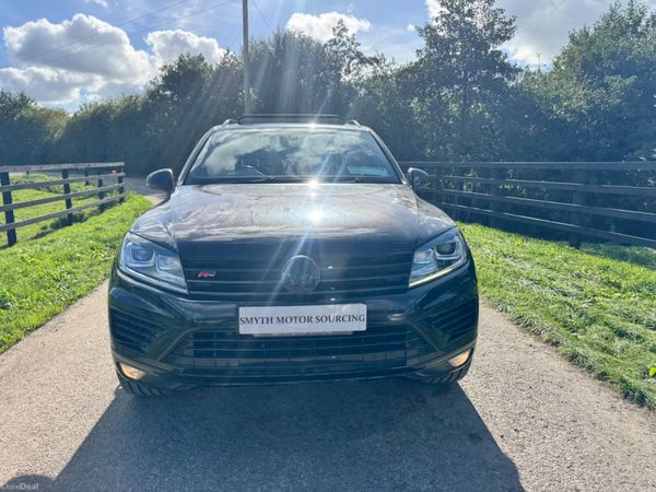 151 Volkswagen Touareg R-Line 2 Seater***** 399117286