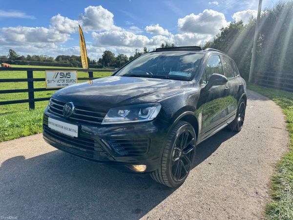 151 Volkswagen Touareg R-Line 2 Seater***** 399117296
