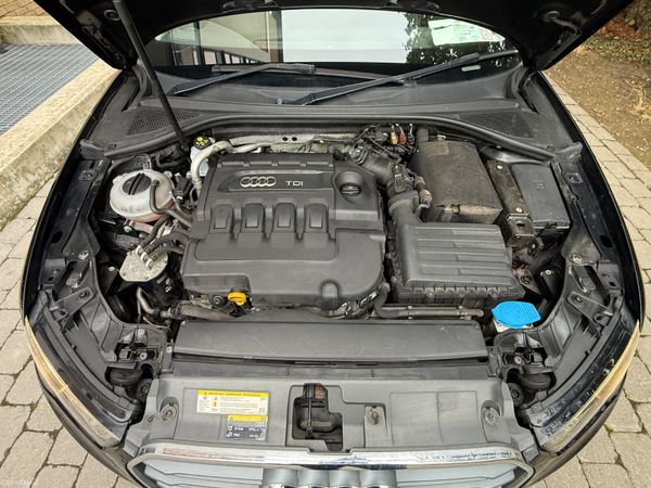 Audi A3 2015 399241452