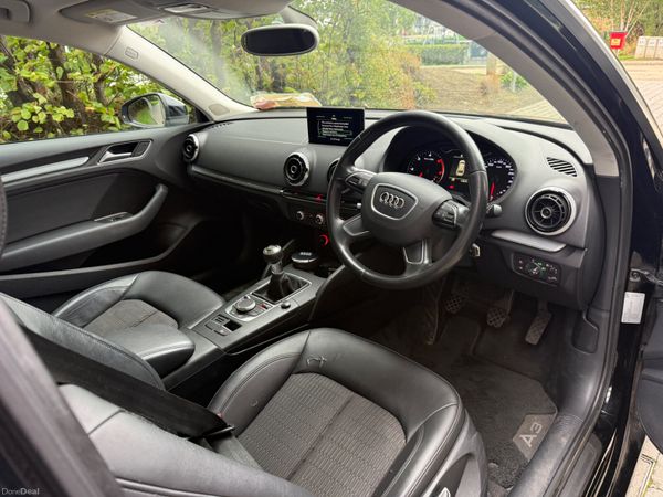 Audi A3 2015 399241472