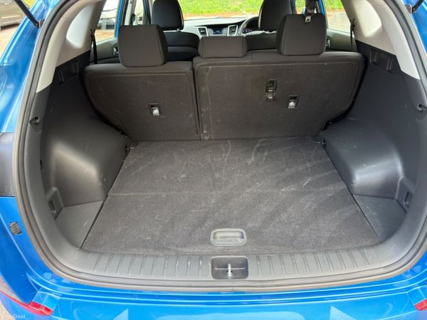 171 Hyundai Tucson 1.7 D Premium 399261058