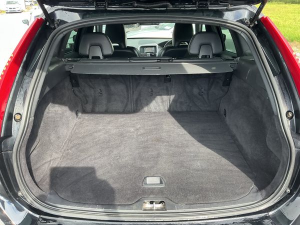 2015 VOLVO XC60 2.0 DIESEL R-DESIGN LOW KMS 399204544