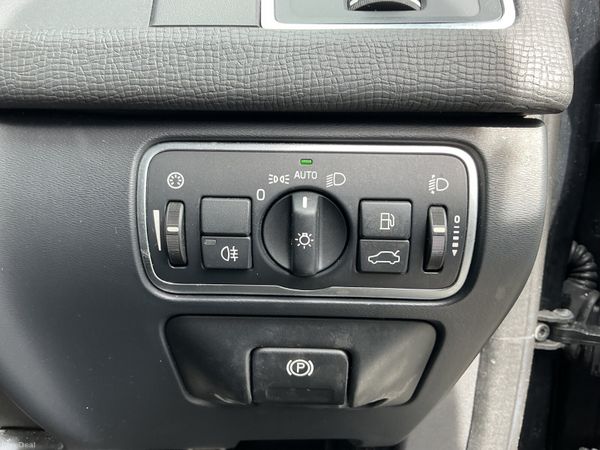 2015 VOLVO XC60 2.0 DIESEL R-DESIGN LOW KMS 399204566