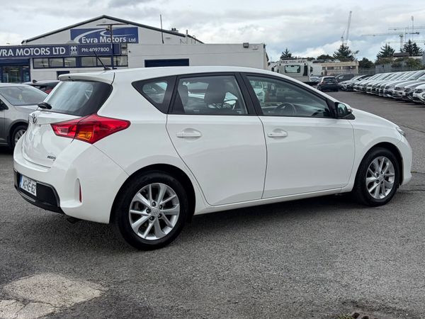 2014 Toyota Auris 1.33 VVT-I Aura Nct 10/27 399206370