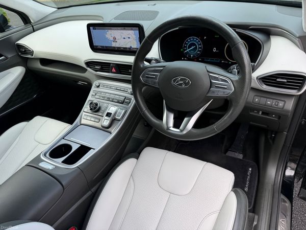 Stunning 232 Hyundai Santa Fe 7 Seater AWD! 399213364