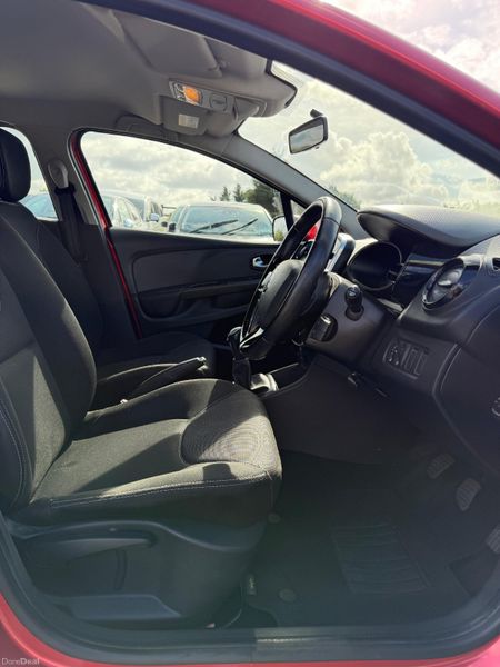 Renault Clio 2015 399223030