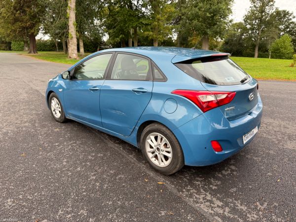 Hyundai i30 2013 399239514