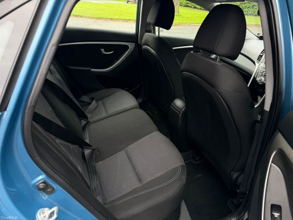 Hyundai i30 2013 399239520