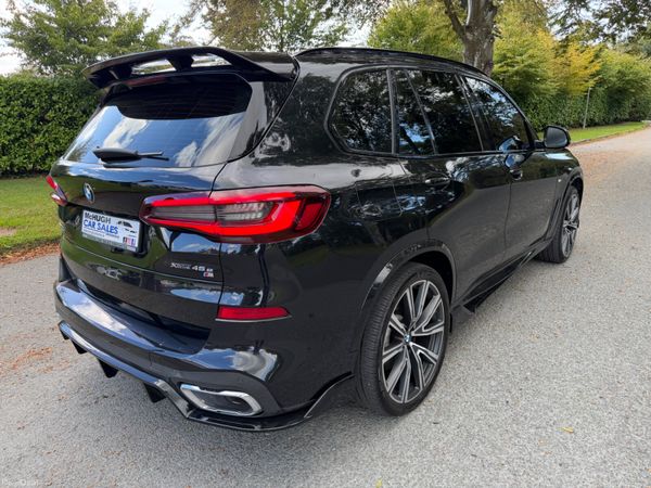 BMW X5 2021 399350822