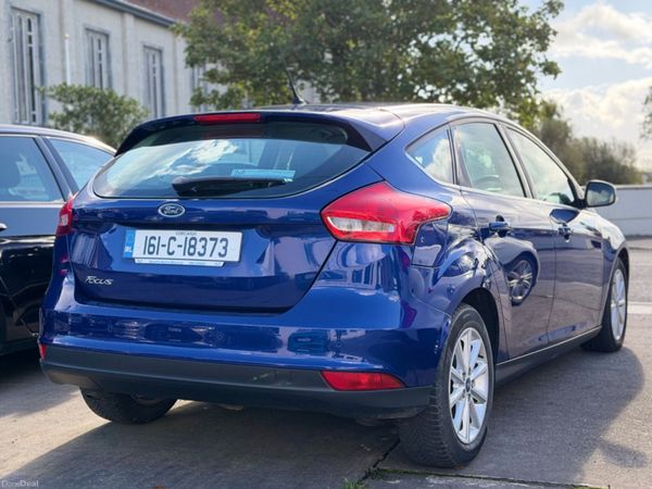 Ford Focus TITANIUM 399377524