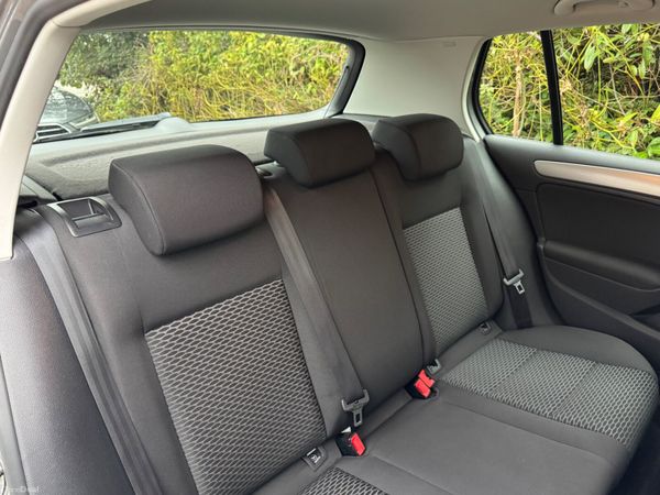 VW Golf 1.4 Manual 2009 399300090
