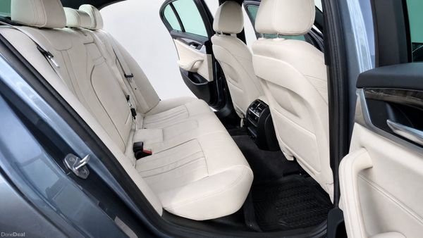 BMW 5-Series 2.0L Diesel M-Sport Leather interior 399306456