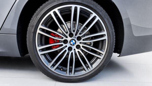 BMW 5-Series 2.0L Diesel M-Sport Leather interior 399306460