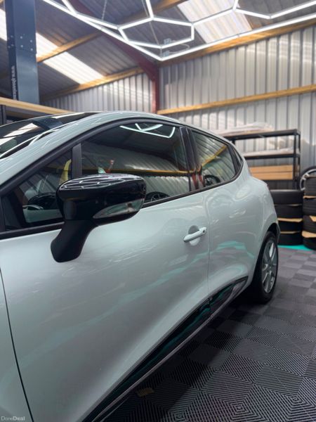 2016(162) Renault Clio 1.1 Petrol - Manual! 399326478
