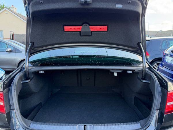 Volkswagen Passat HIGHLINE 399333800