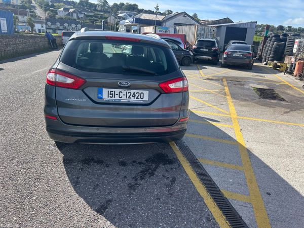 Ford Mondeo 2015 399471300