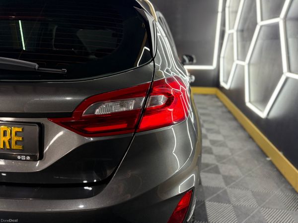 ◼️2019 FORD FIESTA ST-LINE ◼️ 399479640