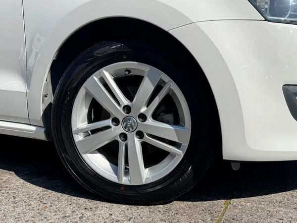 Volkswagen Polo | 2013 | 104,000 KM | Petrol | AUT 399412302