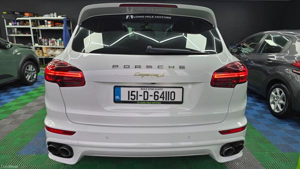 Porsche Cayenne hybrid S 416 BHP AA APPROVED 399574472