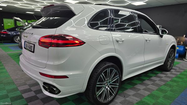 Porsche Cayenne hybrid S 416 BHP AA APPROVED 399574474