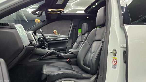 Porsche Cayenne hybrid S 416 BHP AA APPROVED 399574478
