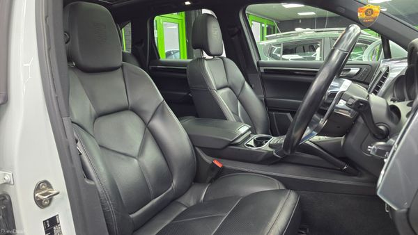 Porsche Cayenne hybrid S 416 BHP AA APPROVED 399574496