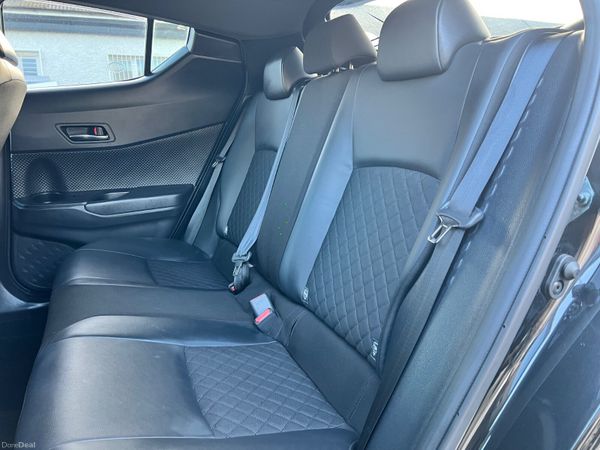 2020 Toyota C-HR G Nero Edition*Leather seats* 399522460