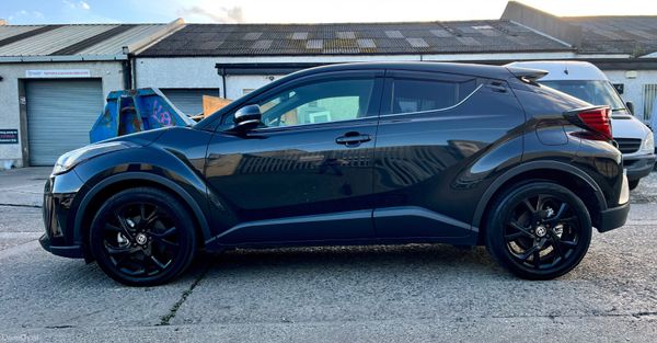 2020 Toyota C-HR G Nero Edition*Leather seats* 399522406