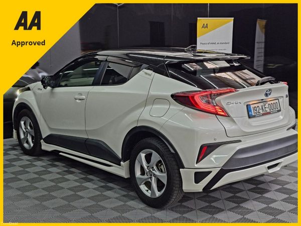 💥2019 Toyota C-HR💥(Hybrid+Warranty+Spec!!) 399527042