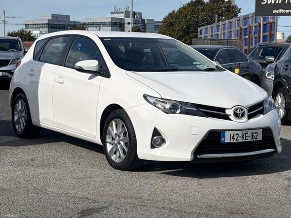 2014 Toyota Auris 1.33 VVT-I Aura Nct 10/27 399528176