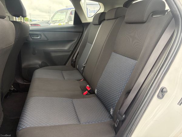 2014 Toyota Auris 1.33 VVT-I Aura Nct 10/27 399528194