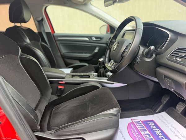 172 Renault Megane GT-Line 399670972