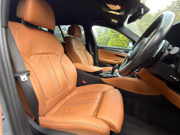 2023 BMW 5-Series 520D M-Sport Estate 399682456
