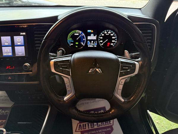2021 Mitsubishi Outlander Intense, 5 of 23