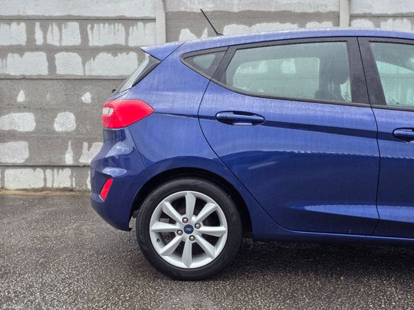 Ford Fiesta 1.1L 70 PS Zetec NCT 04/28 399619080