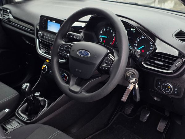 Ford Fiesta 1.1L 70 PS Zetec NCT 04/28 399619082