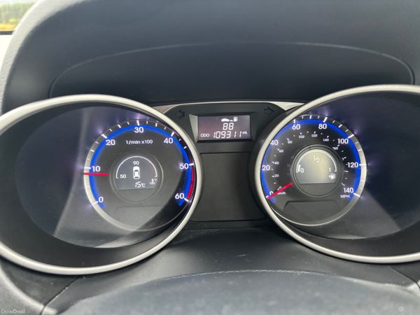 Hyundai ix35 2012  Low mileage 399631508