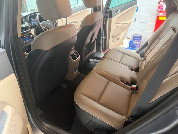 2020 HYUNDAI TUCSON  EXECUTIVE 399638672