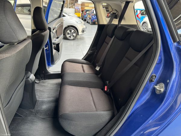2015 Honda Fit / Jazz 1.5 Hybrid Automatic 399747828
