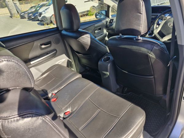 2013 Toyota Prius 7-seater Hybrid Fresh NCT 399748920